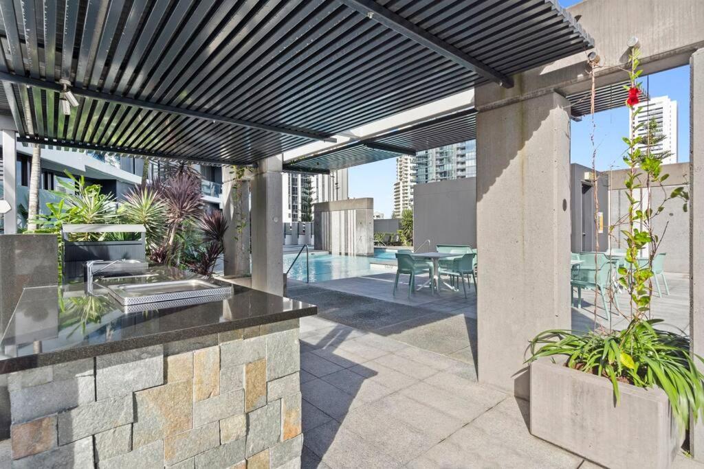 'aloft At Oracle' A Stunning Beachside Apartment Gold Coast
