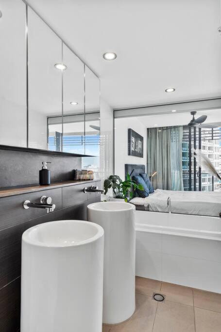 Apartment 'aloft At Oracle' A Stunning Beachside *